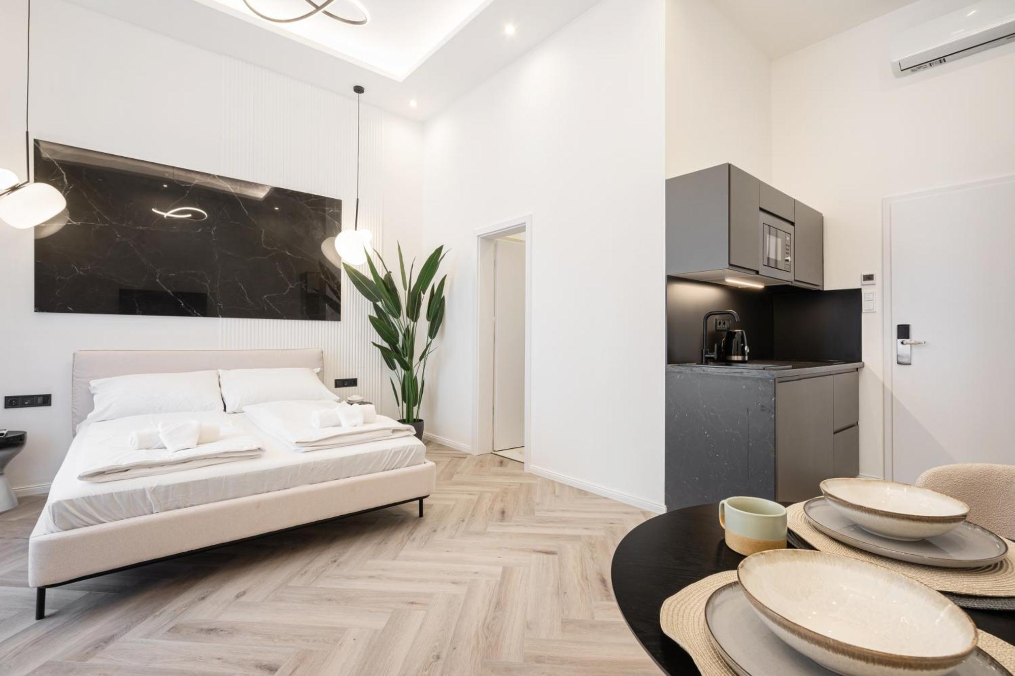 K51 - Kiraly Boutique Residence - Best Location By Bqa Budapest Exterior photo